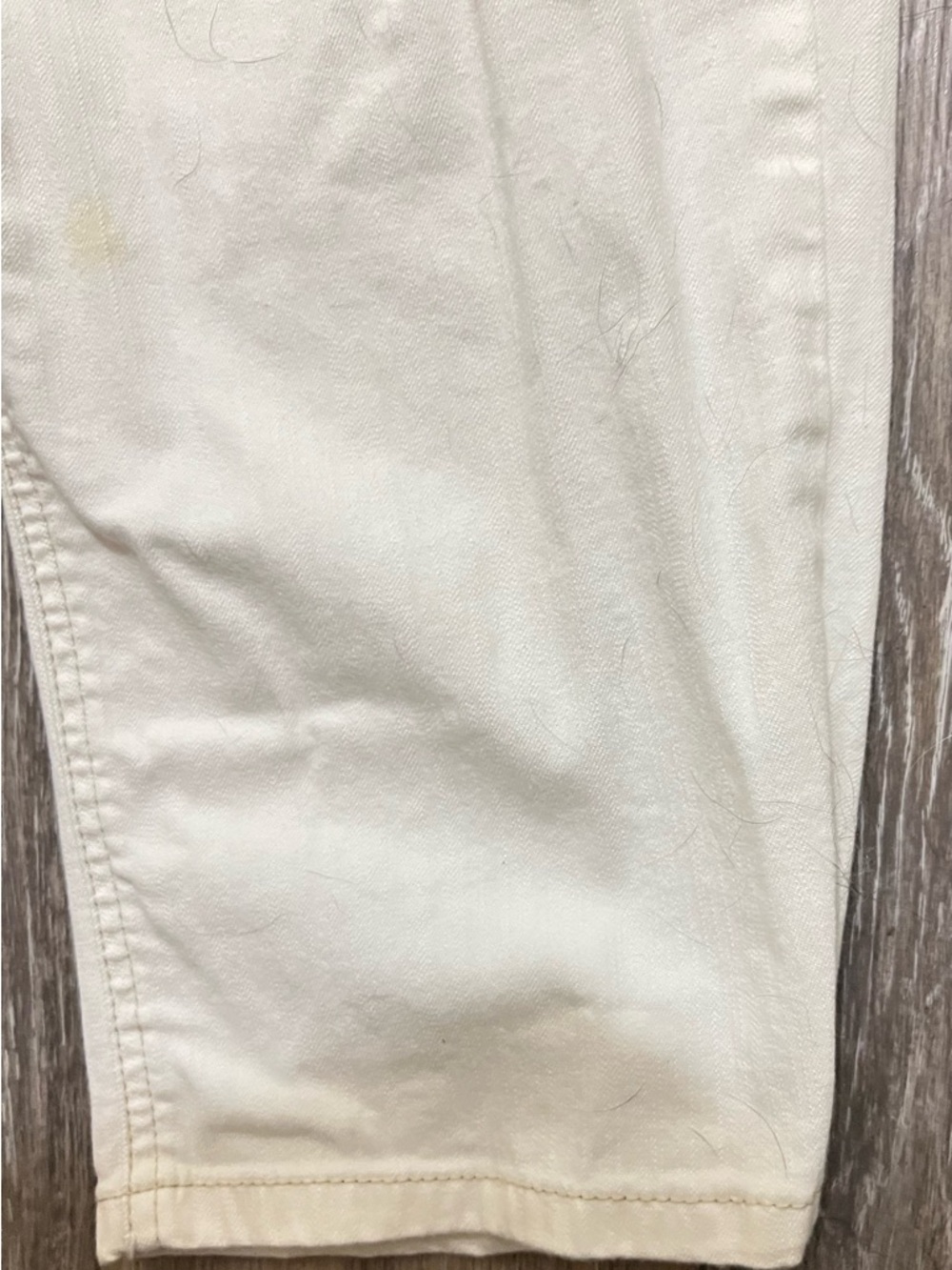 Gloria Vanderbilt The Perfect Fit Cream Jeans Navy Yellow Label Capris size 10 - Picture 4 of 8